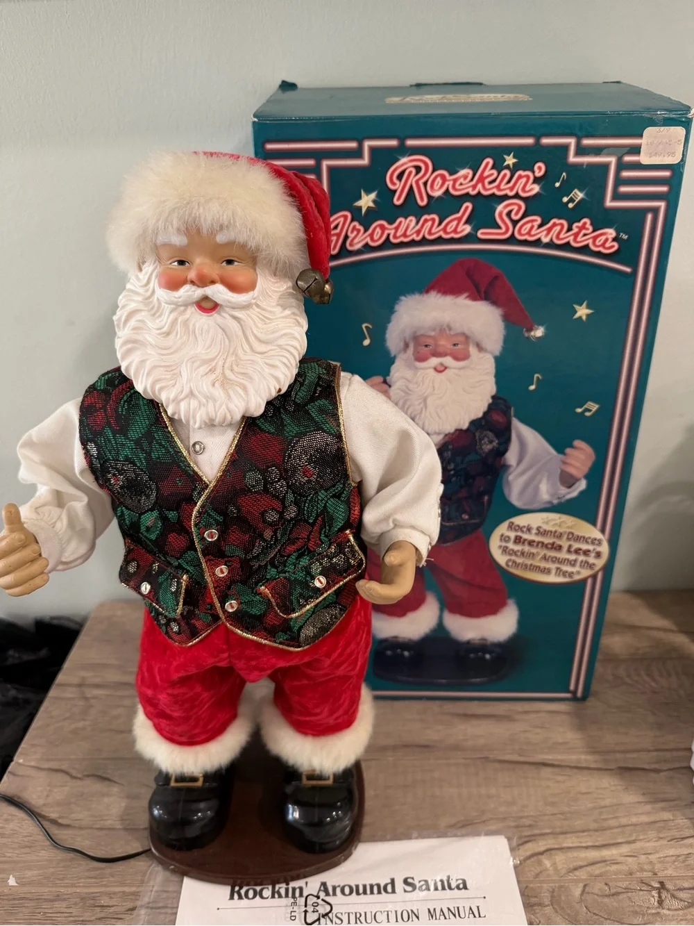 1999 Animated Rockin' Around Santa Claus Brenda Lee Christmas Figure Dancing